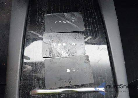 2016 Tesla Model X 60D/70D/75D/90D/P100D from USA, damaged, VIN 5YJXCBE26GF022396